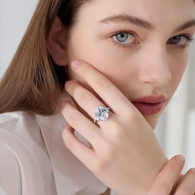 The Evora Ring - view 2